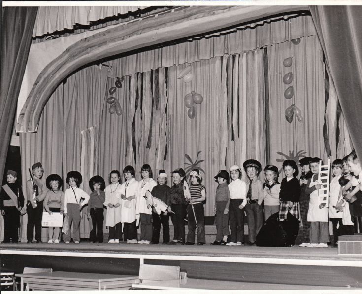 Papdale Infant school concert 1975