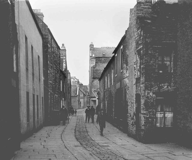 Looking back up Victoria Street, Kirkwall
