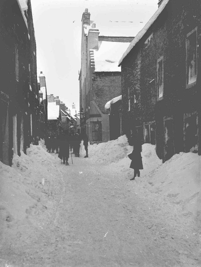 Victoria Street, Kirkwall, in the snow