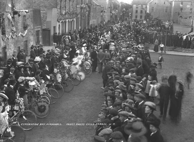 Fancy Dress cycle parade for George V coronation