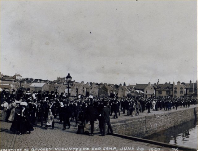 Departure of Orkney Volunteers for camp, 20/6/1907