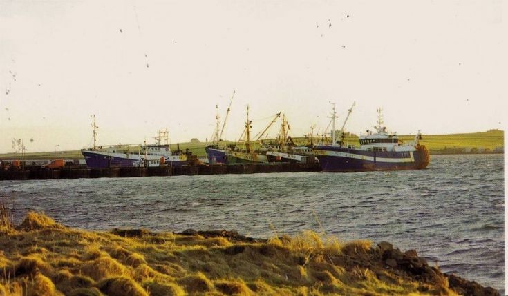 Trawlers lying at Peirowall 1990