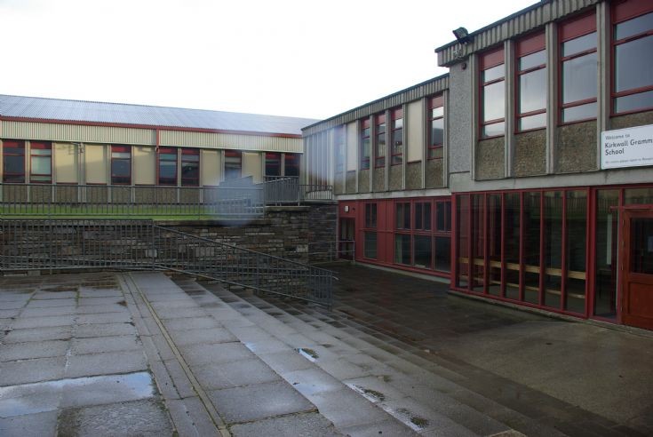 The actual main entrance to KGS