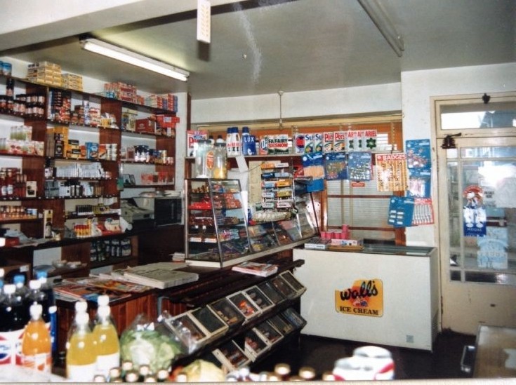 Harry and Jean's shop on Manse Road