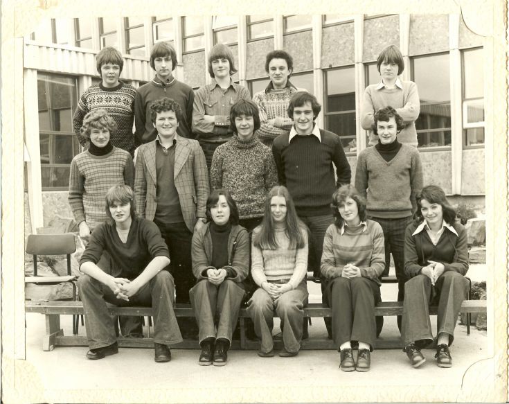 Class 5b Kirkwall Grammar 1976/77