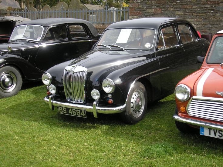 mg magnette on the kirk green