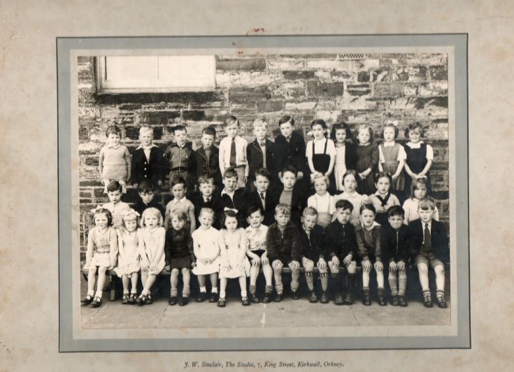 KGS Infants Class 1A 1954