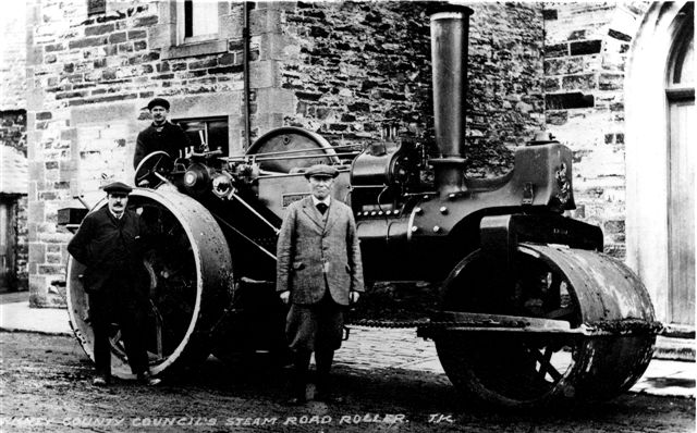 Orkney County Council's steam road roller.