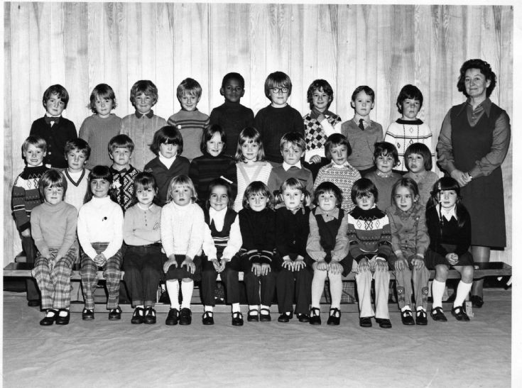 Stromness Primary 1  1975