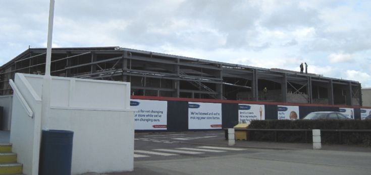 Old Tesco coming down