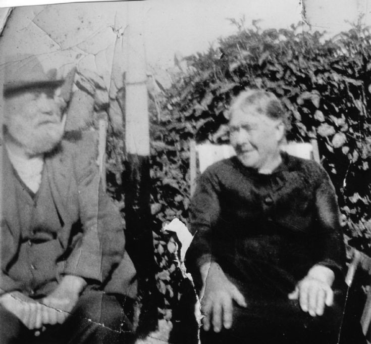 Peter Shearer and Catherine Brown, Feastown