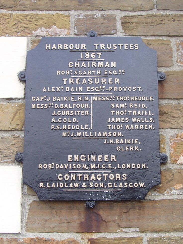 Harbour Trustees sign refurbished