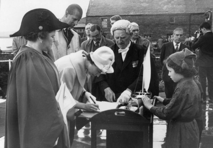Royal visitors, Stromness 1960