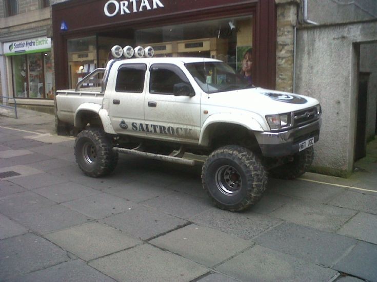 Monster truck in Albert Street