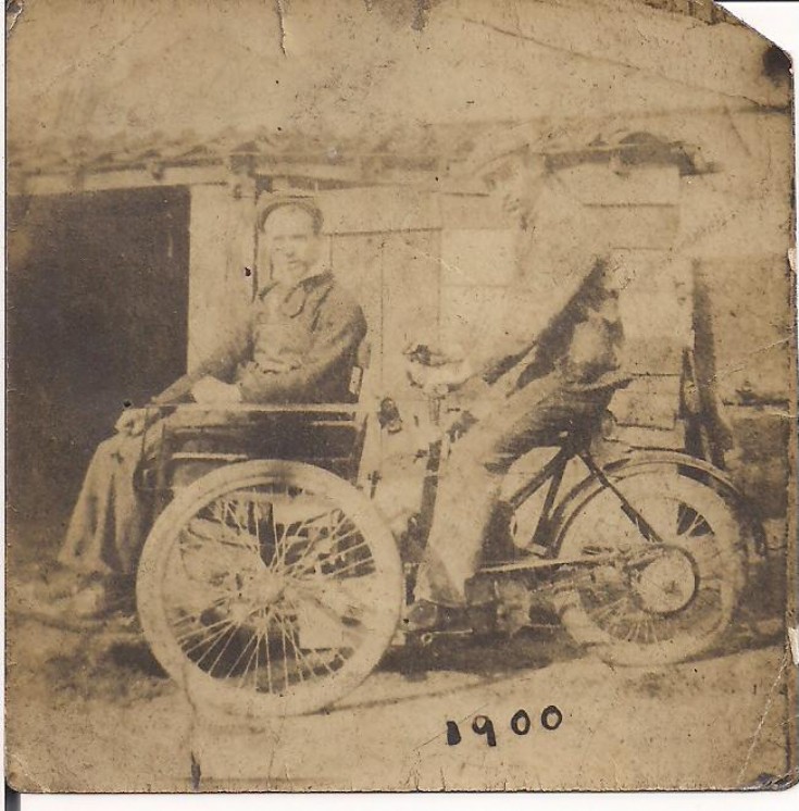 Early motorcyclists