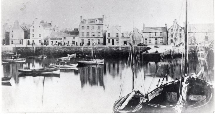 Kirkwall basin before the Kirkwall Hotel was built