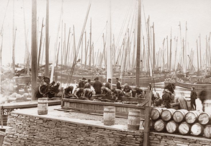 Stromness herring workers ca 1900