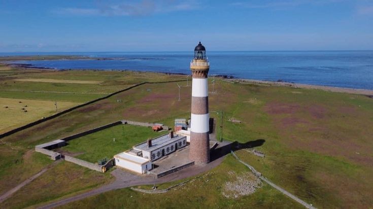 North Ronaldsay Lighthouse at Dennis Head