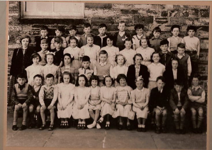 Class photo about 1954