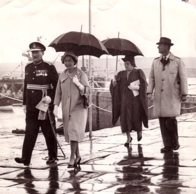 The Queen's visit - rescheduled - 12th Aug 1960