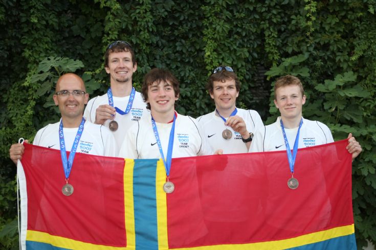 The bronze medal winning Orkney triathlon team