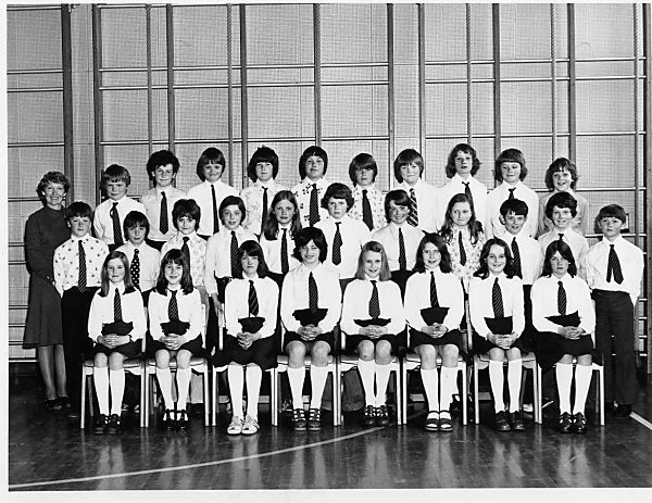 P7 Sweyn, 1976-77, Kirkwall Primary School