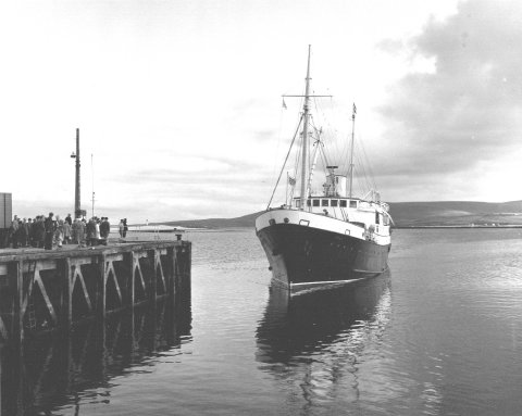 St Ola II arriving at Stromness, summer 1960