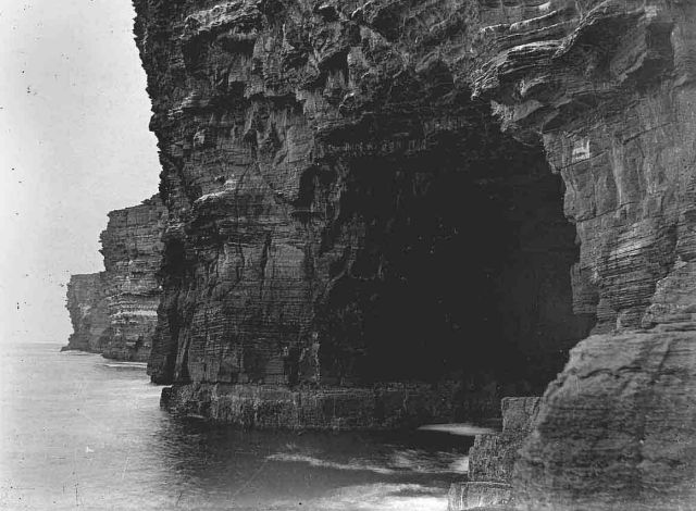 The Gentleman's Cave, Westray