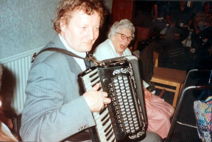 Orkney musicians(Pye)