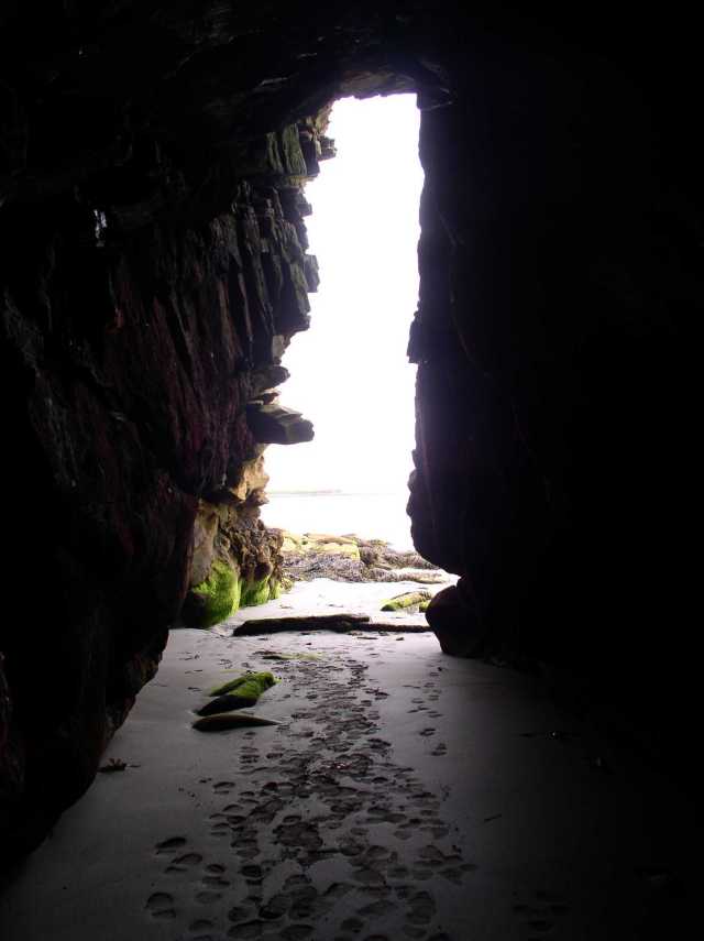 Cave, Sanday