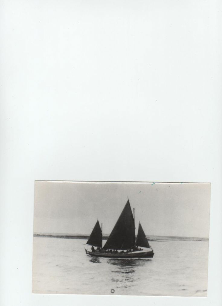 Anne Miles under sail